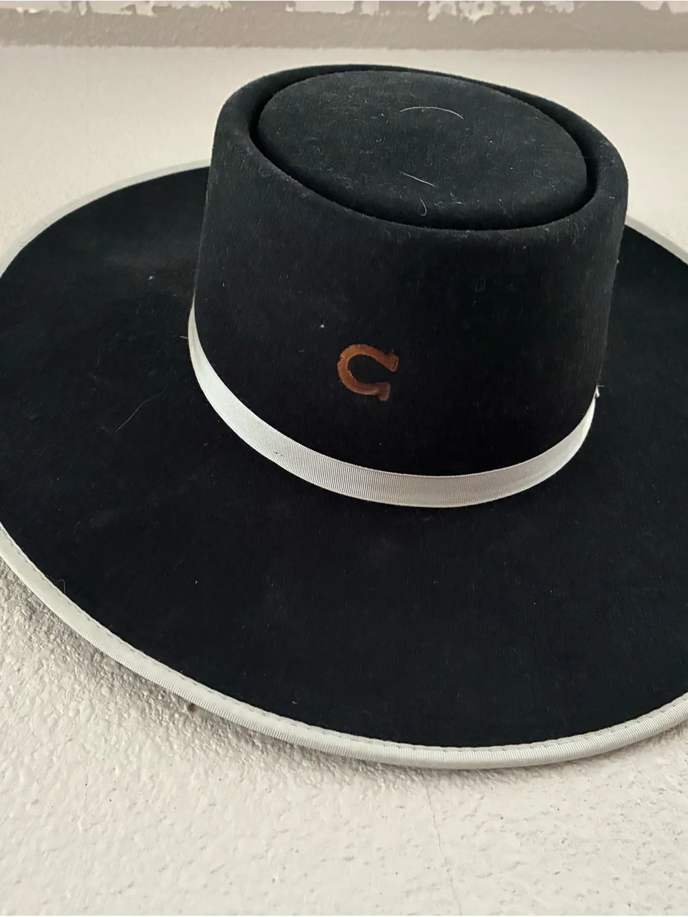 Charlie 1 Horse Felt Hat - Size 7 1/4”